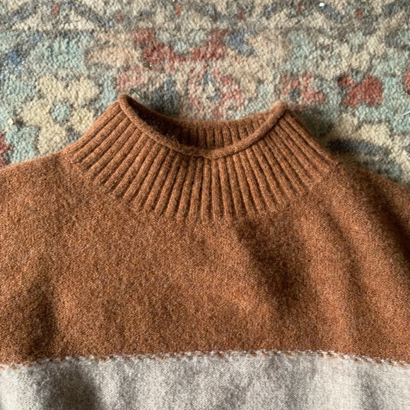 Target Sweater - Picture 4 of 4